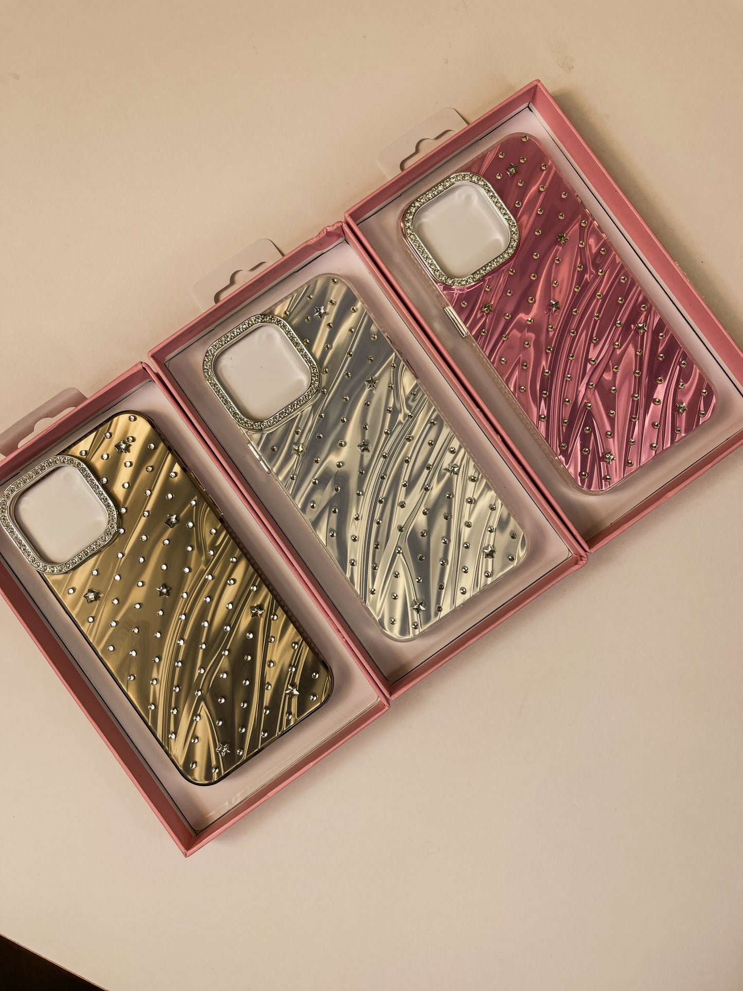Wavy diamonds iPhone case