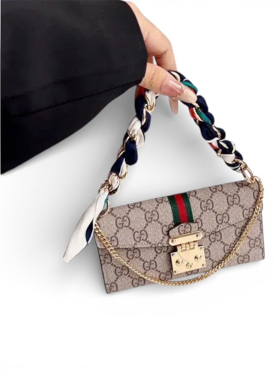 New cover wallet case with chain - Cover Shop