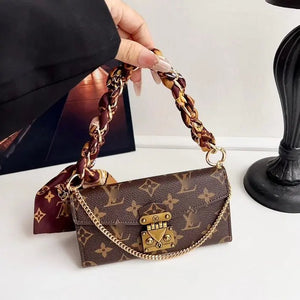 New cover wallet case with chain Cover Shop