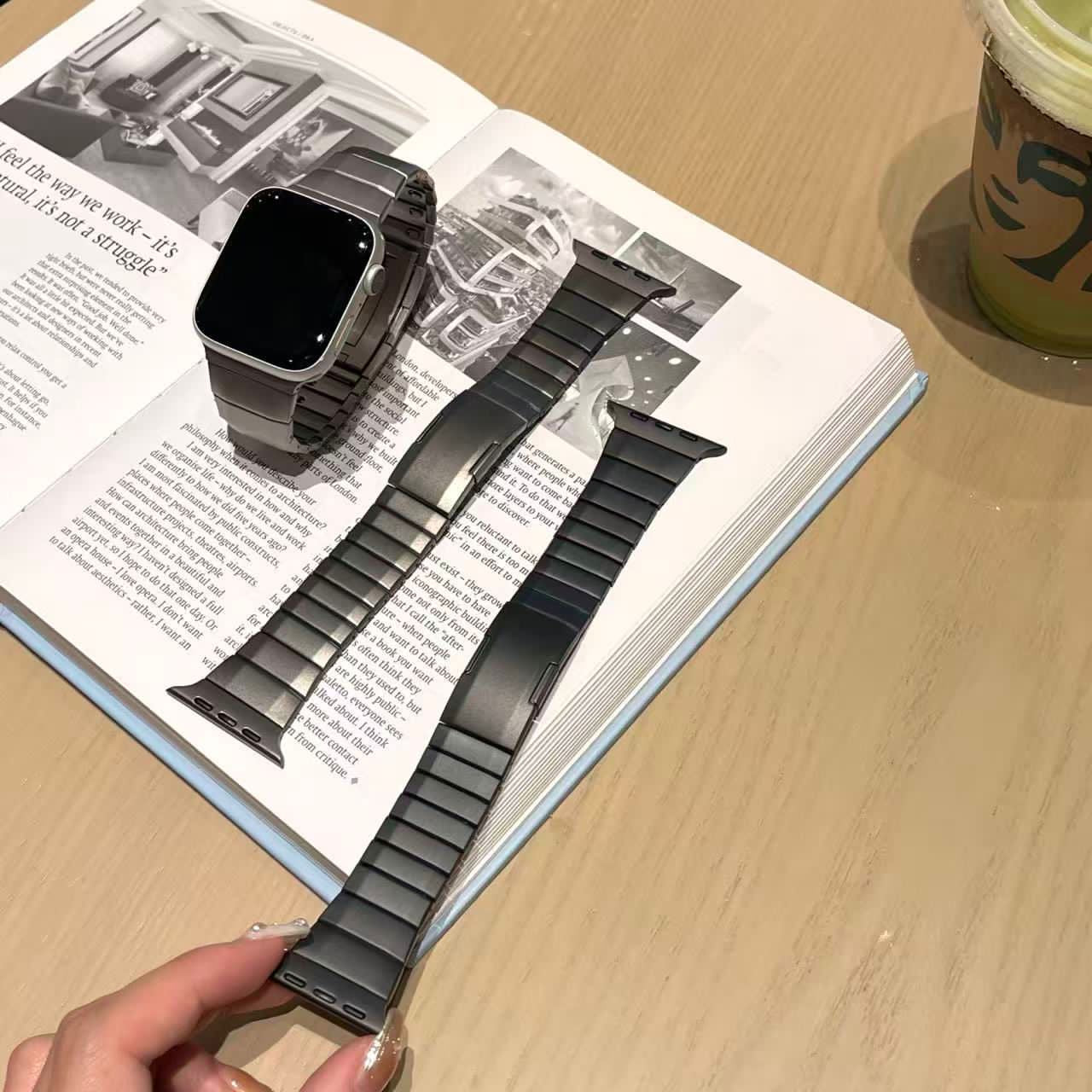 Removable metal strap for Apple Watch Size from 42 to 49