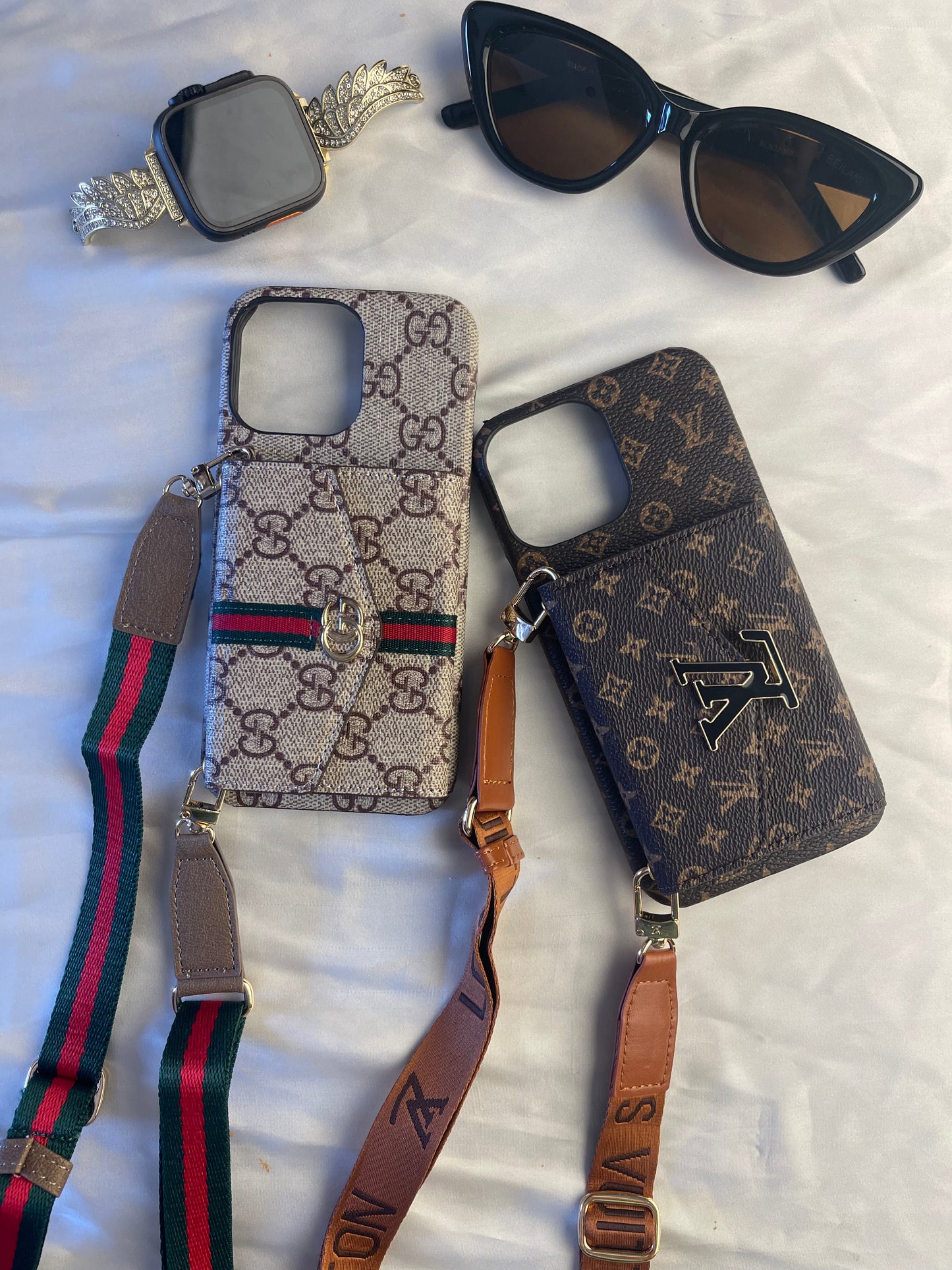 Brand case with long chain